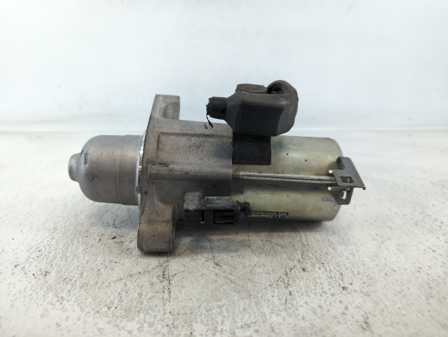 2016-2017 Honda Civic Car Starter Motor Solenoid OEM P/N:SM-75009 Fits Fits 2016 2017 2020 OEM Used Auto Parts - Oemusedauto