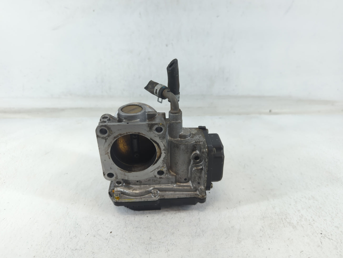 2016-2022 Honda Civic Throttle Body P/N:M22859285857 Fits Fits 2016 2017 2018 2019 2020 2021 2022 OEM Used Auto Parts - Oemu