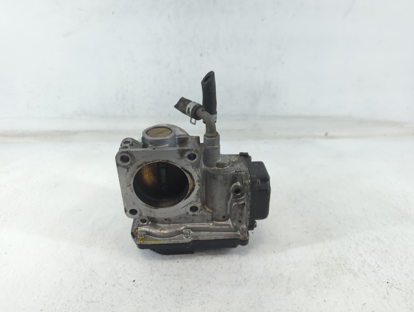 2016-2022 Honda Civic Throttle Body P/N:M22859285857 Fits Fits 2016 2017 2018 2019 2020 2021 2022 OEM Used Auto Parts - Oemu