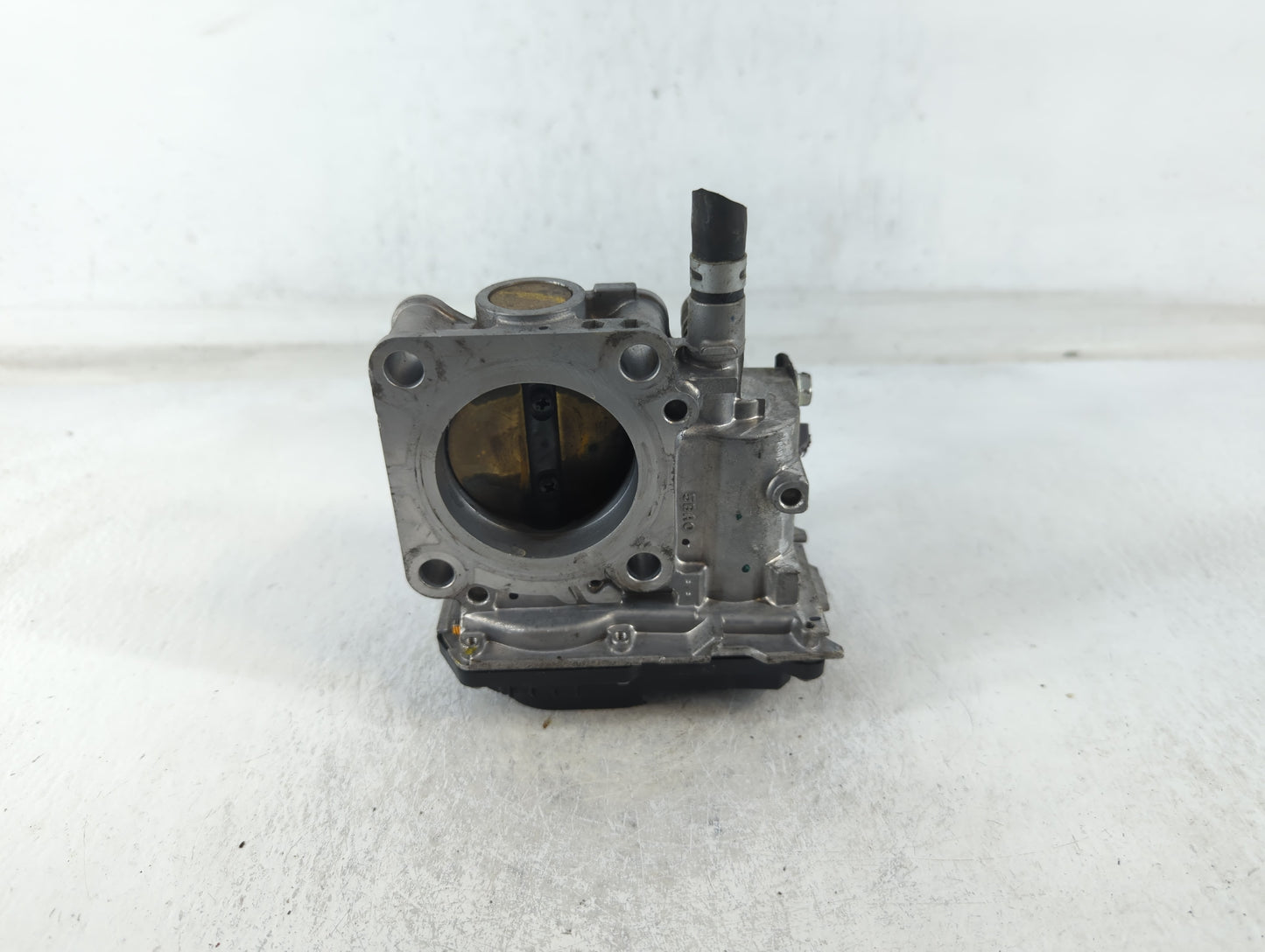 2016-2022 Honda Civic Throttle Body P/N:M91121 486807, GMH1A Fits Fits 2016 2017 2018 2019 2020 2021 2022 OEM Used Auto Part