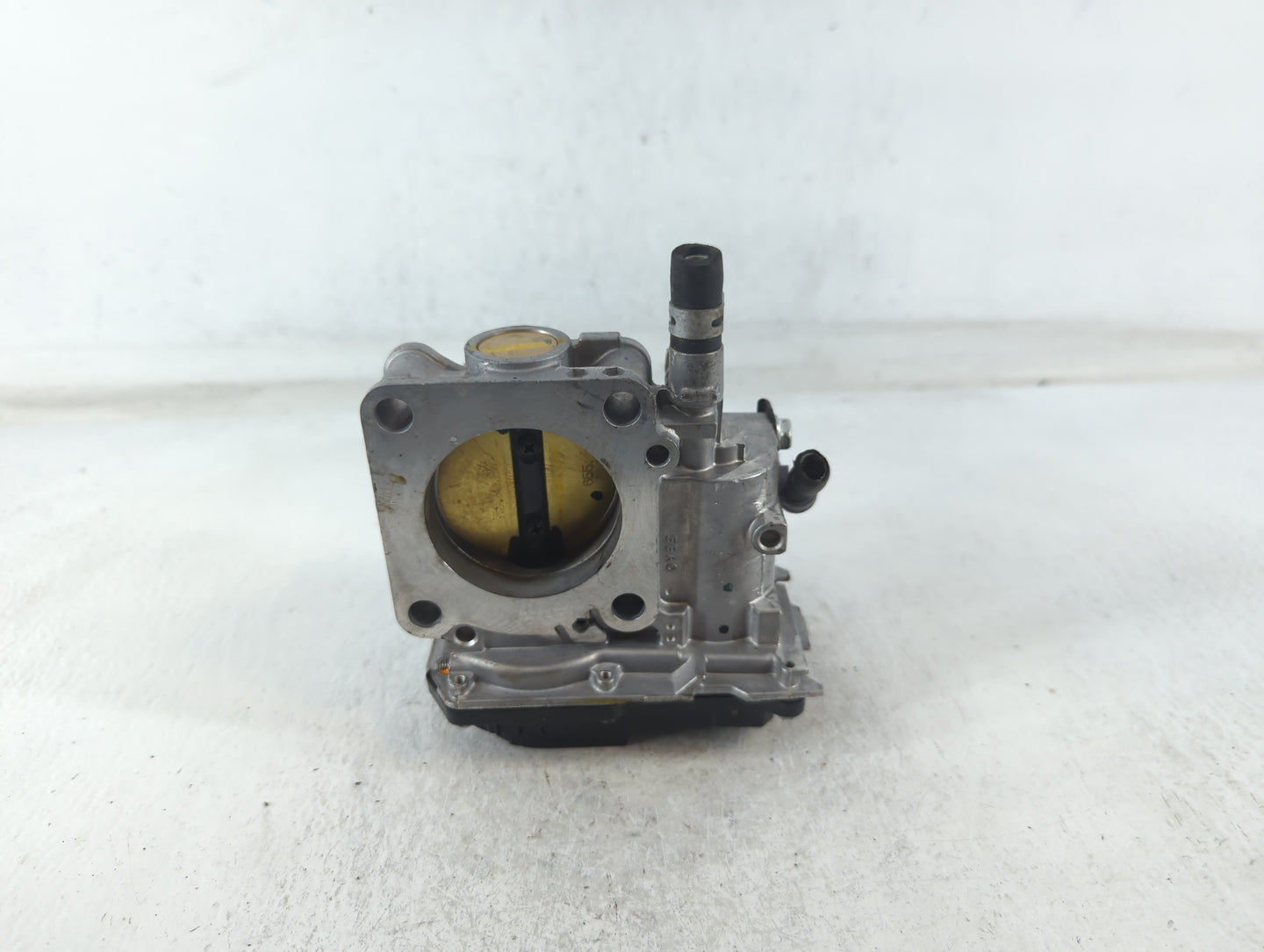 2016-2022 Honda Civic Throttle Body P/N:M30621 157683 GMH1A Fits Fits 2016 2017 2018 2019 2020 2021 2022 OEM Used Auto Parts