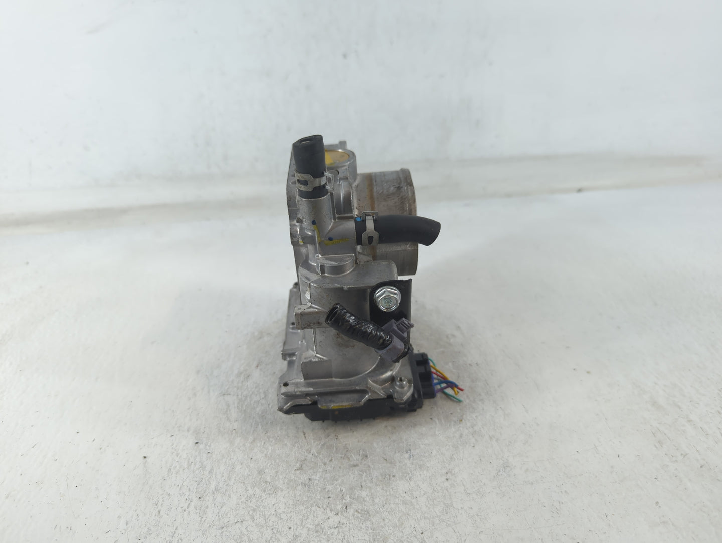 2016-2022 Honda Civic Throttle Body P/N:M30621 157683 GMH1A Fits Fits 2016 2017 2018 2019 2020 2021 2022 OEM Used Auto Parts