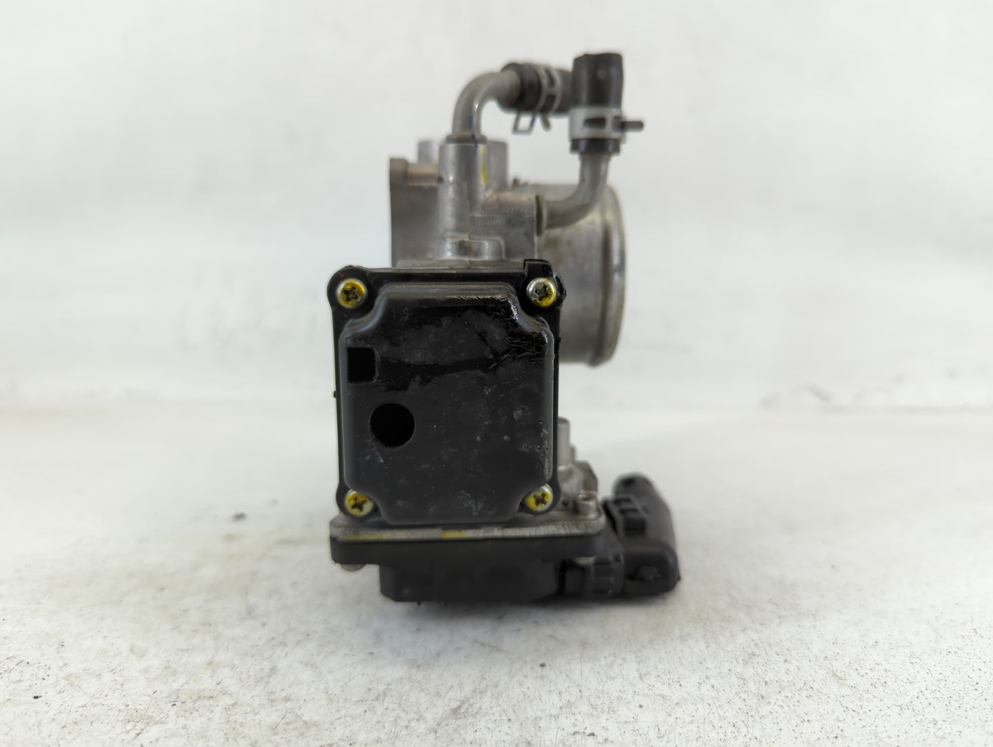 2016-2022 Honda Civic Throttle Body P/N:GMG9A M22859457022 Fits Fits 2016 2017 2018 2019 2020 2021 2022 OEM Used Auto Parts 