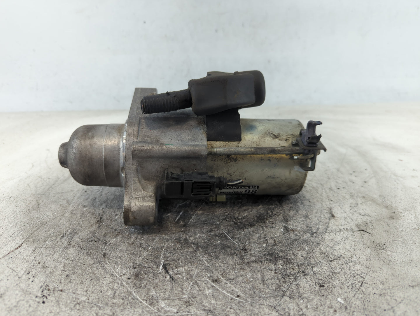 2016-2017 Honda Civic Car Starter Motor Solenoid OEM P/N:SM-75009 Fits Fits 2016 2017 2020 OEM Used Auto Parts - Oemusedauto