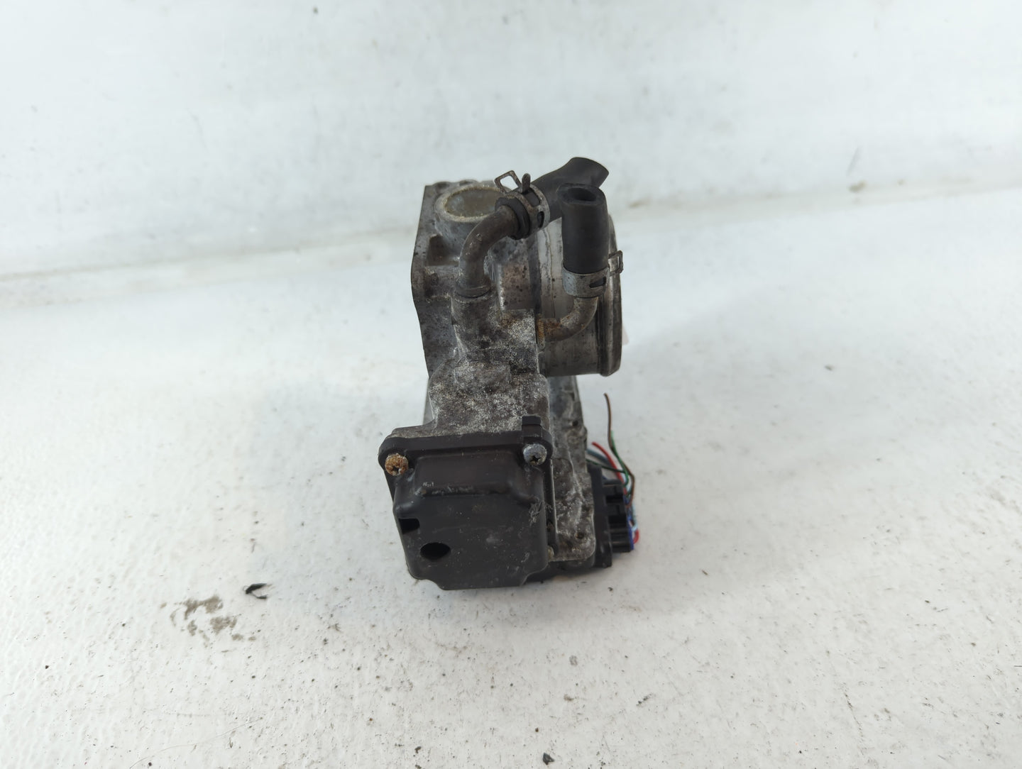 2016-2022 Honda Civic Throttle Body P/N:M22859297915 Fits Fits 2016 2017 2018 2019 2020 2021 2022 OEM Used Auto Parts - Oemu