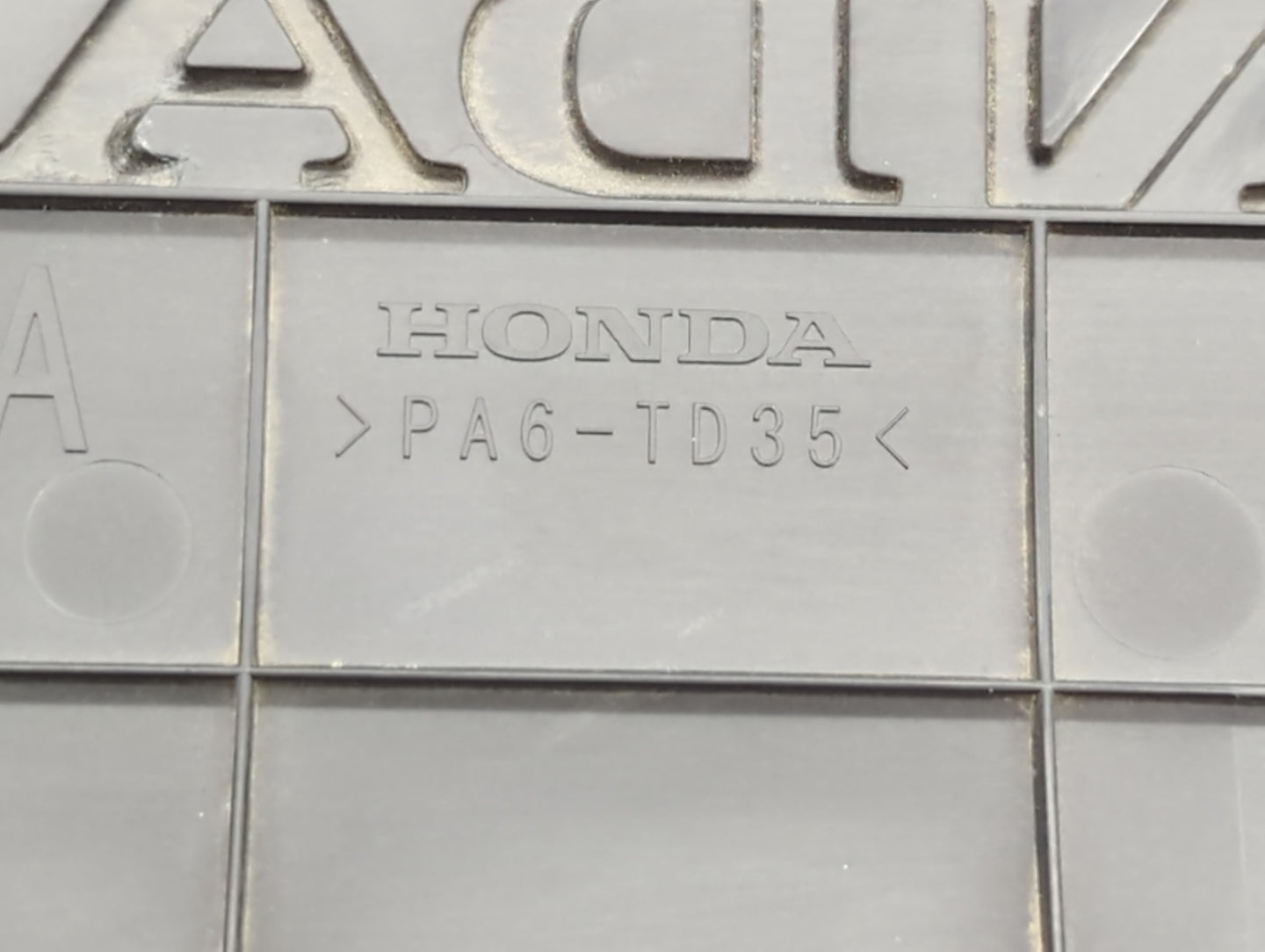 2020 Honda Civic Engine Cover - Oemusedautoparts1.com
