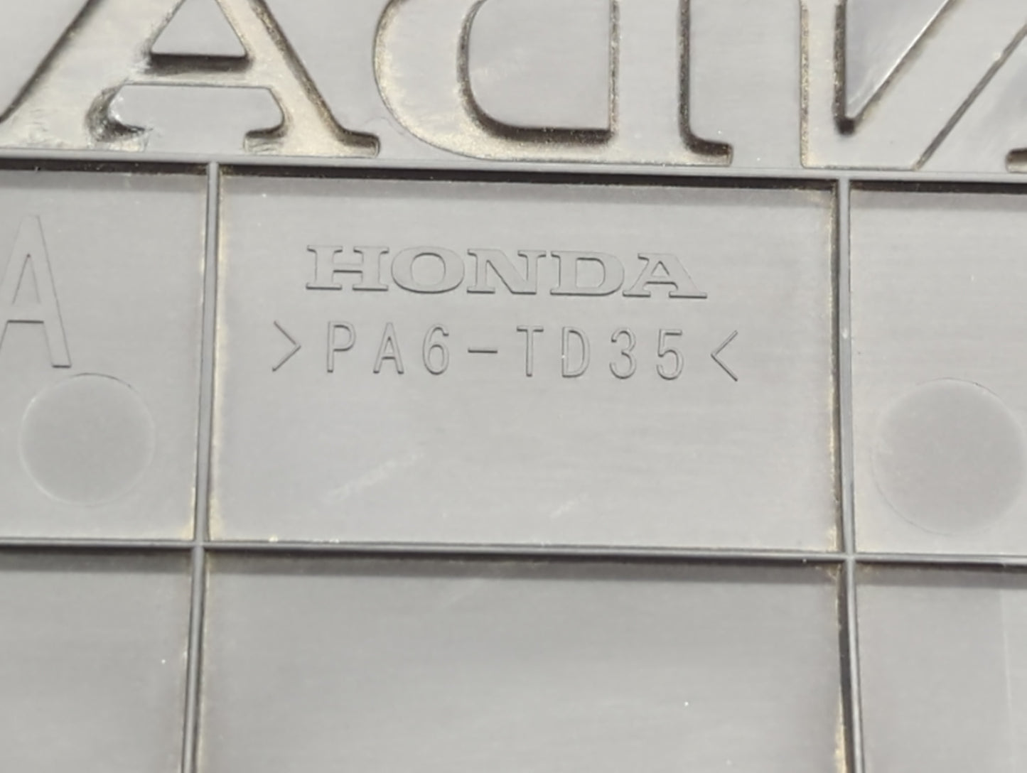 2020 Honda Civic Engine Cover - Oemusedautoparts1.com