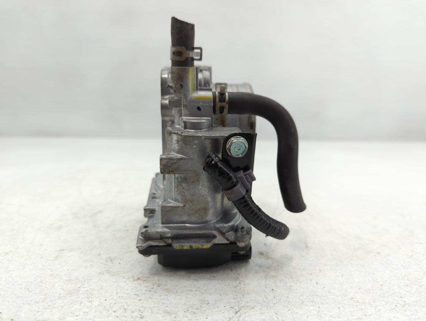2016-2022 Honda Civic Throttle Body P/N:425934 GMH1A Fits Fits 2016 2017 2018 2019 2020 2021 2022 OEM Used Auto Parts - Oemu