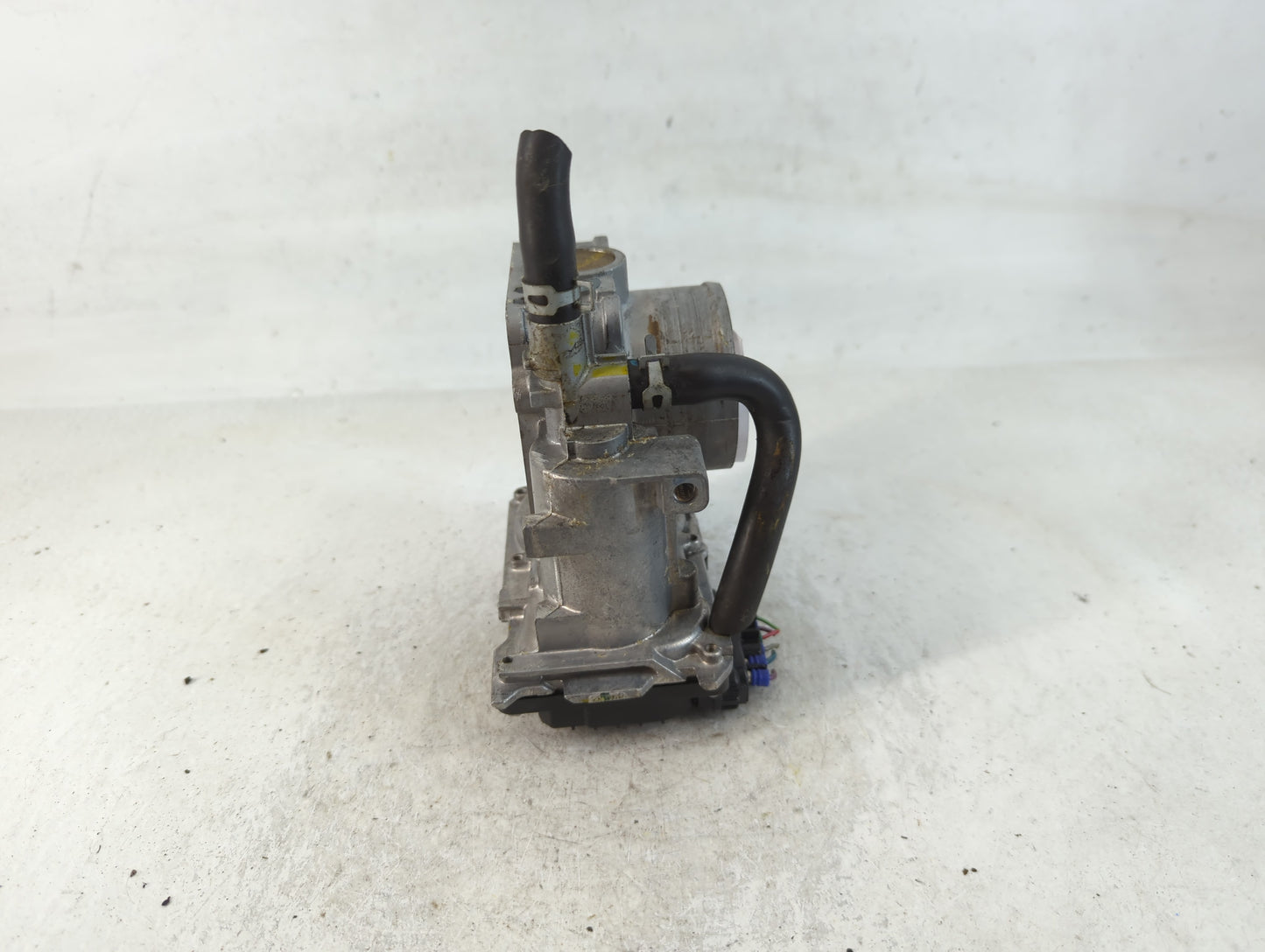2016-2022 Honda Civic Throttle Body P/N:GMH1A24661 Fits Fits 2016 2017 2018 2019 2020 2021 2022 OEM Used Auto Parts - Oemuse