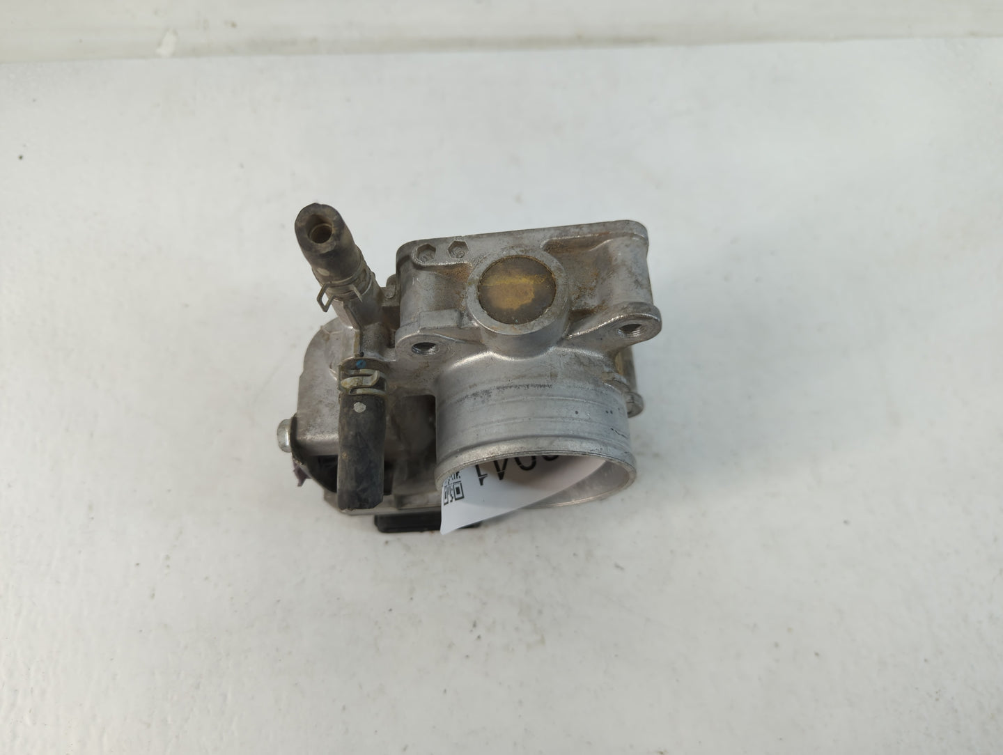 2016-2022 Honda Civic Throttle Body P/N:GMH1A M181101, 391505 Fits Fits 2016 2017 2018 2019 2020 2021 2022 OEM Used Auto Par