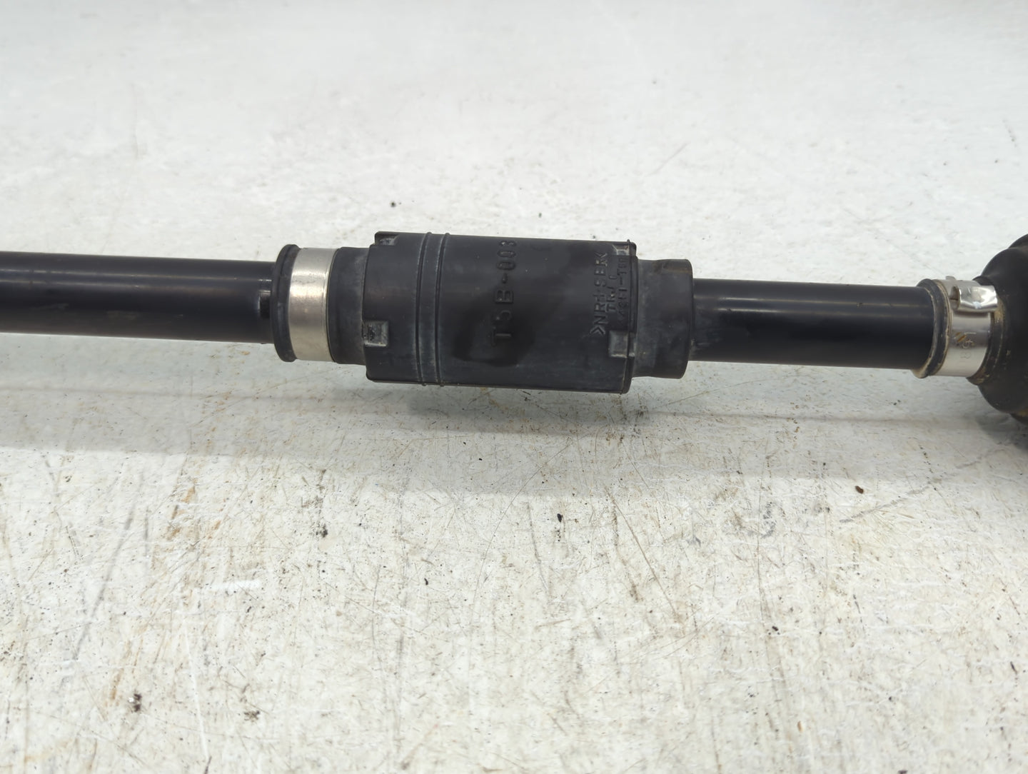 2016-2017 Honda Civic Axle Shaft Front Driver Cv C/v - Oemusedautoparts1.com