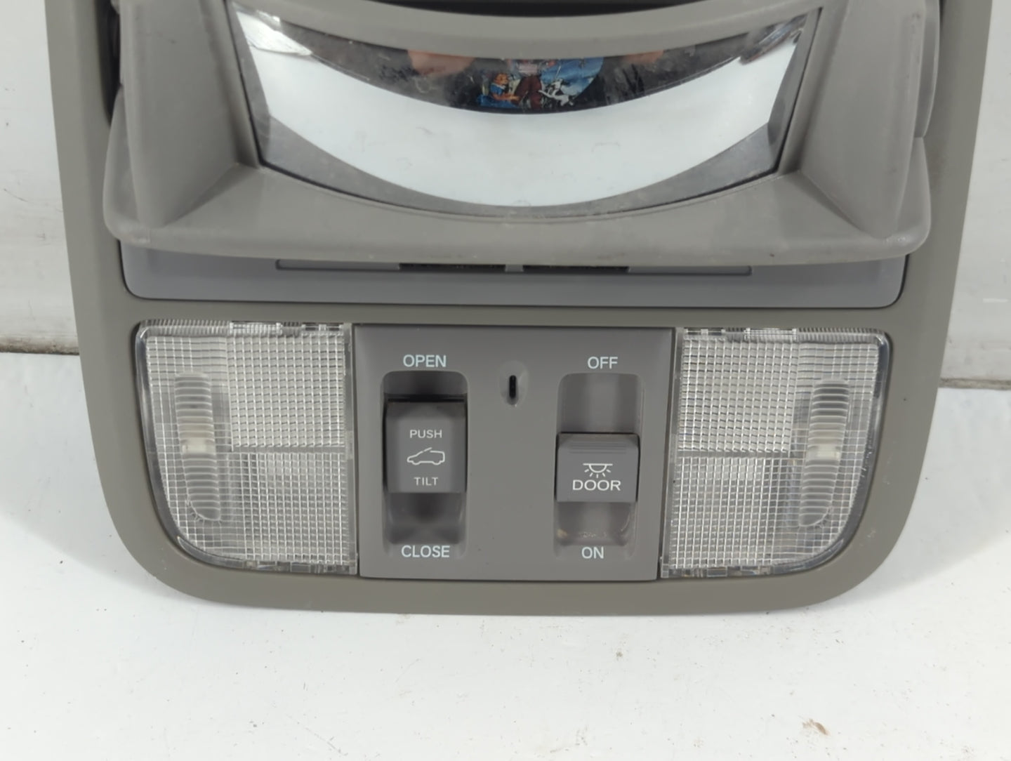 2020 Honda Cr-v Overhead Roof Console - Oemusedautoparts1.com