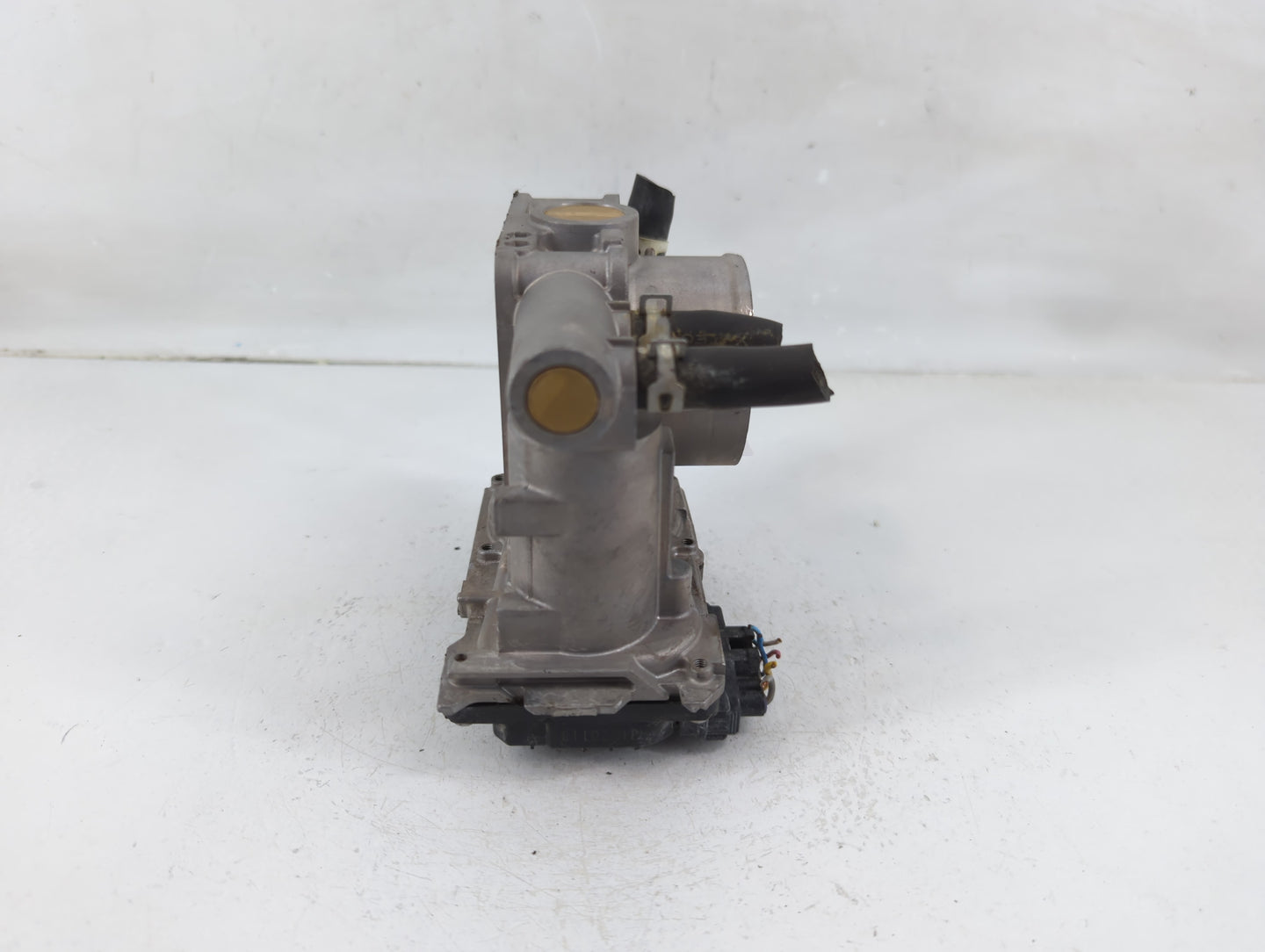 2020-2022 Honda Cr-V Throttle Body P/N:GMF9D Fits Fits 2017 2018 2019 2020 2021 2022 OEM Used Auto Parts - Oemusedautoparts1
