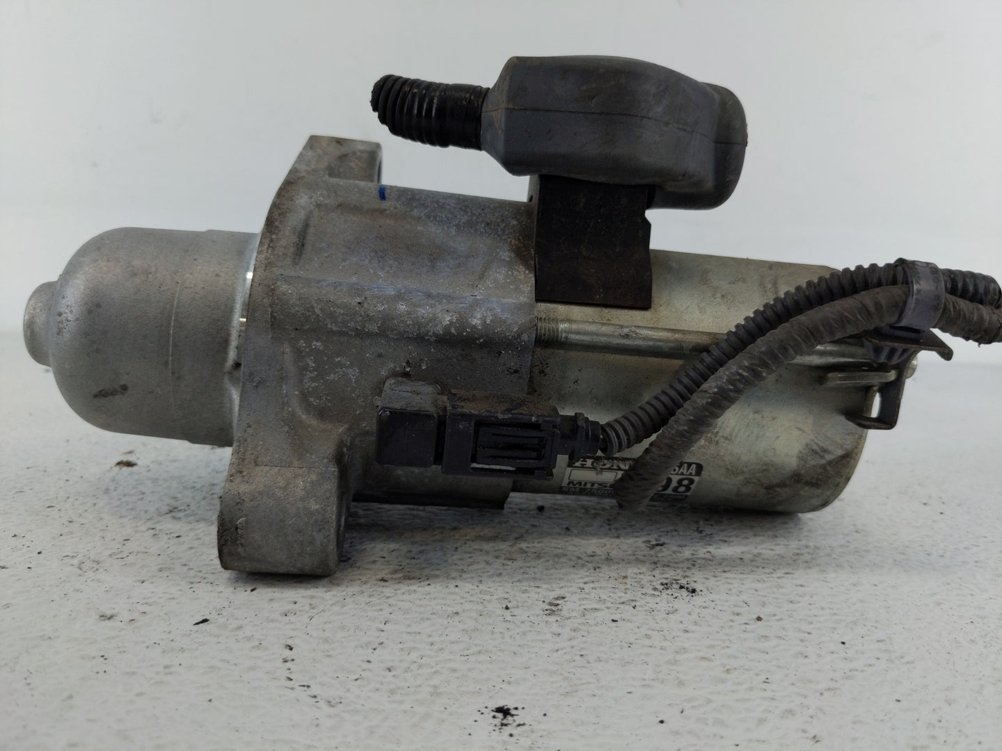 2020 Honda Cr-V Car Starter Motor Solenoid OEM P/N:SM-75009 Fits Fits 2016 2017 OEM Used Auto Parts - Oemusedautoparts1.com