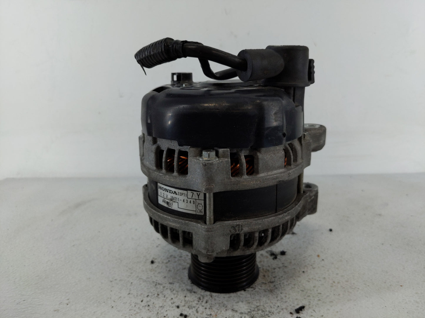 2020-2022 Honda Cr-V Alternator Replacement Generator Charging Assembly Engine OEM P/N:104211-4340 Fits OEM Used Auto Parts 