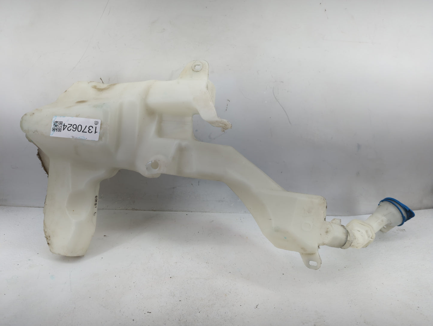 2017-2022 Honda Cr-v Windshield Washer Fluid Reservoir Bottle Oem - Oemusedautoparts1.com