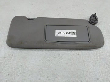 2020-2022 Honda Cr-V Sun Visor Shade Replacement Passenger Right Mirror Fits Fits 2020 2021 2022 OEM Used Auto Parts