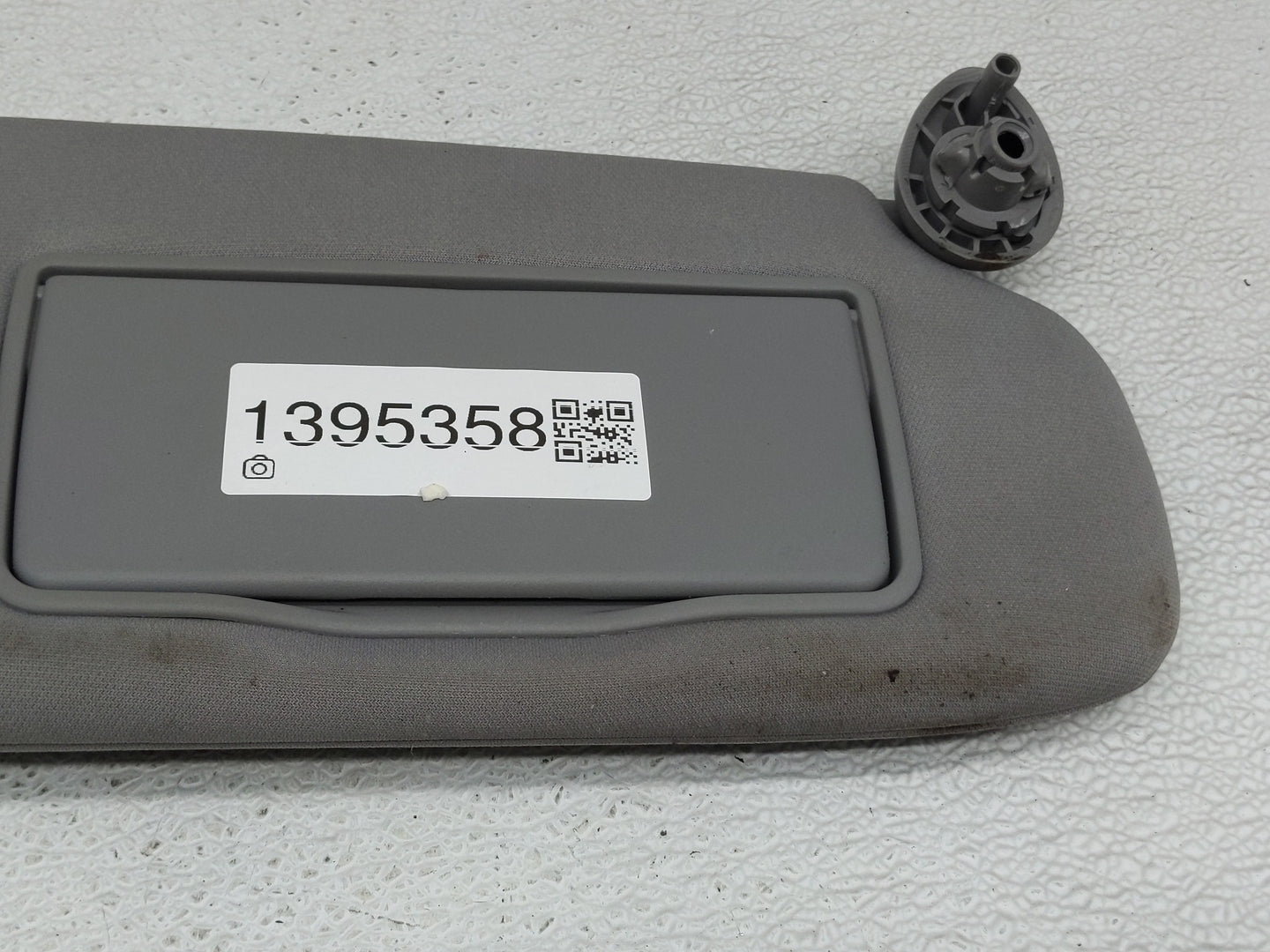 2020-2022 Honda Cr-V Sun Visor Shade Replacement Passenger Right Mirror Fits Fits 2020 2021 2022 OEM Used Auto Parts - Oemus