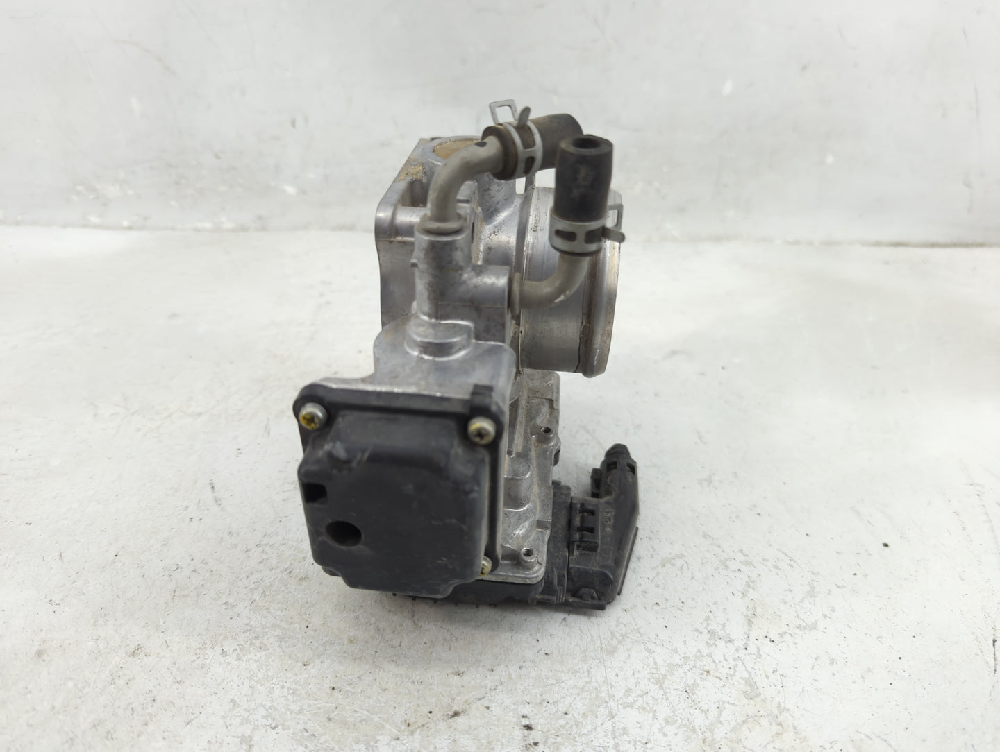 2020-2022 Honda Cr-V Throttle Body P/N:7134-9672-30 Fits Fits 2016 2017 2018 2019 2020 2021 2022 OEM Used Auto Parts - Oemus