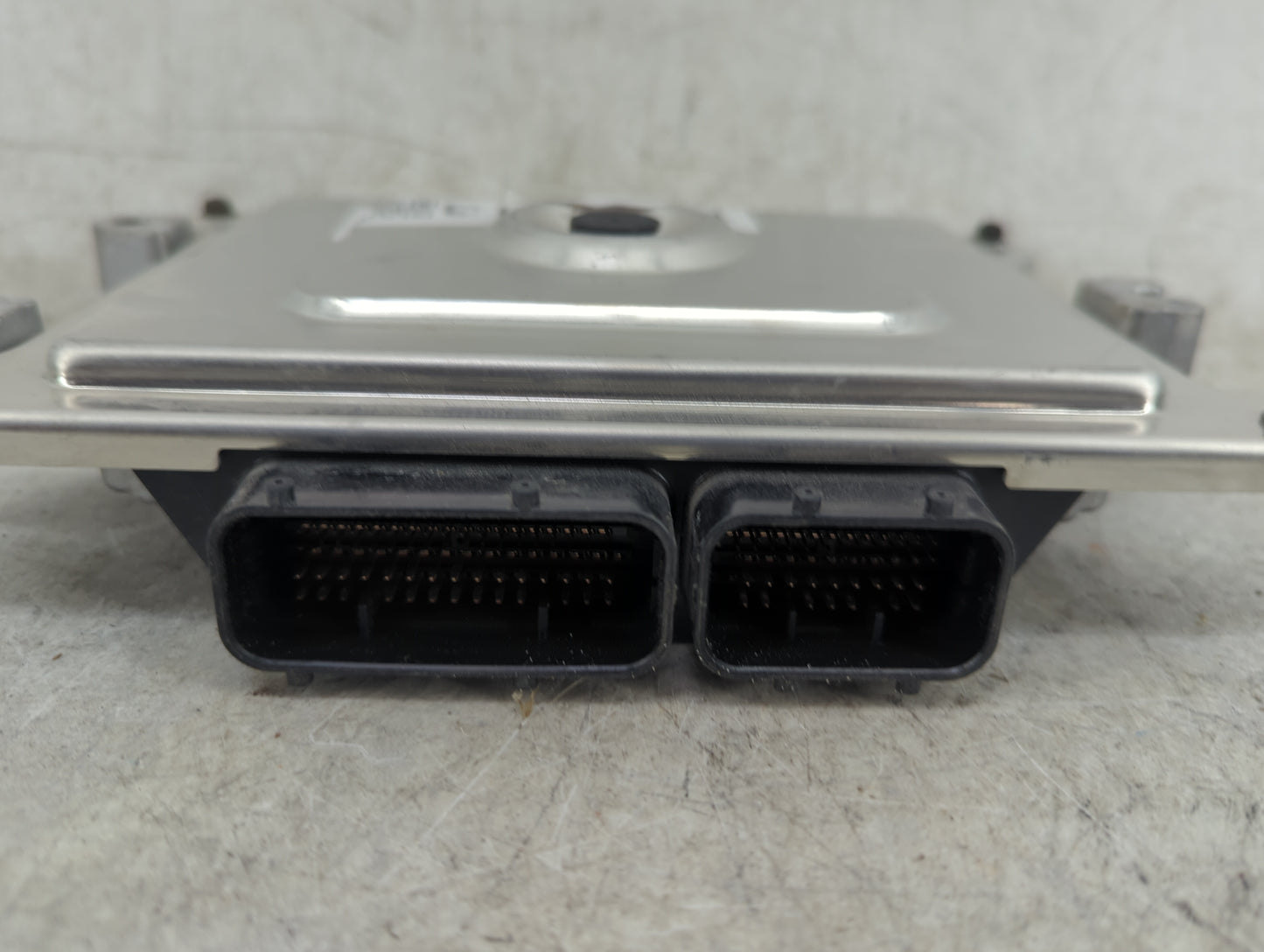 2020 Honda Cr-V PCM Engine Control Computer ECU ECM PCU OEM P/N:37820-5PA-964 J979-306150 Fits OEM Used Auto Parts - Oemused