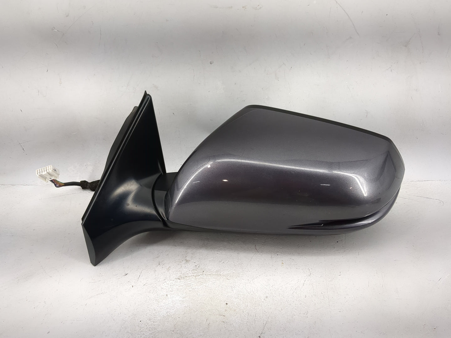 2017-2022 Honda Cr-V Driver Side View Mirror - Left Door Mirror OEM Used - Oemusedautoparts1.com