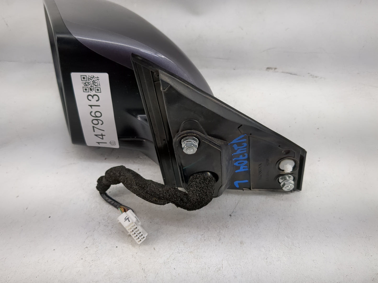 2017-2022 Honda Cr-V Driver Side View Mirror - Left Door Mirror OEM Used - Oemusedautoparts1.com