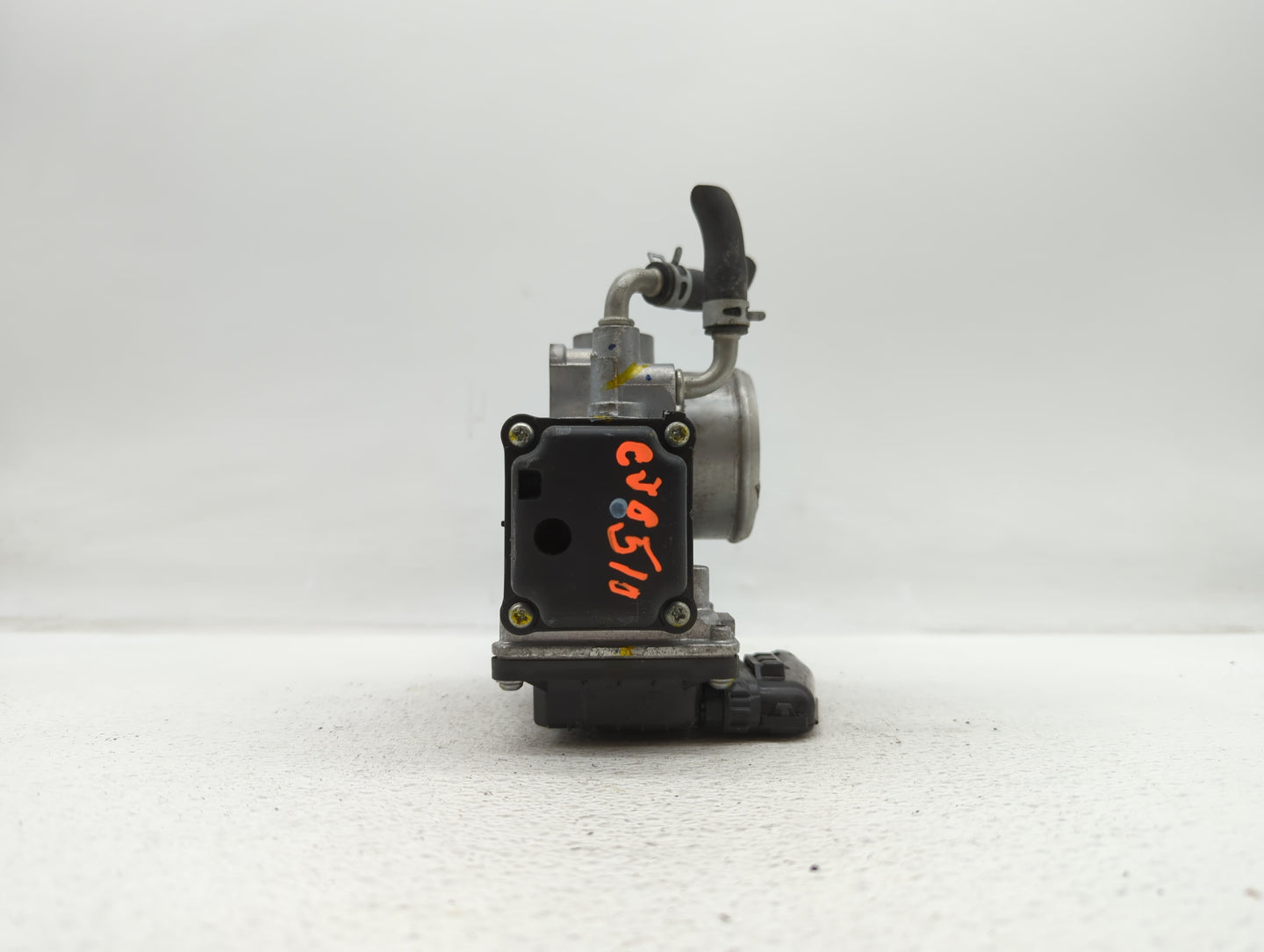 2017-2018 Honda Cr-V Throttle Body P/N:GMG9A Fits Fits 2016 2017 2018 2019 OEM Used Auto Parts - Oemusedautoparts1.com