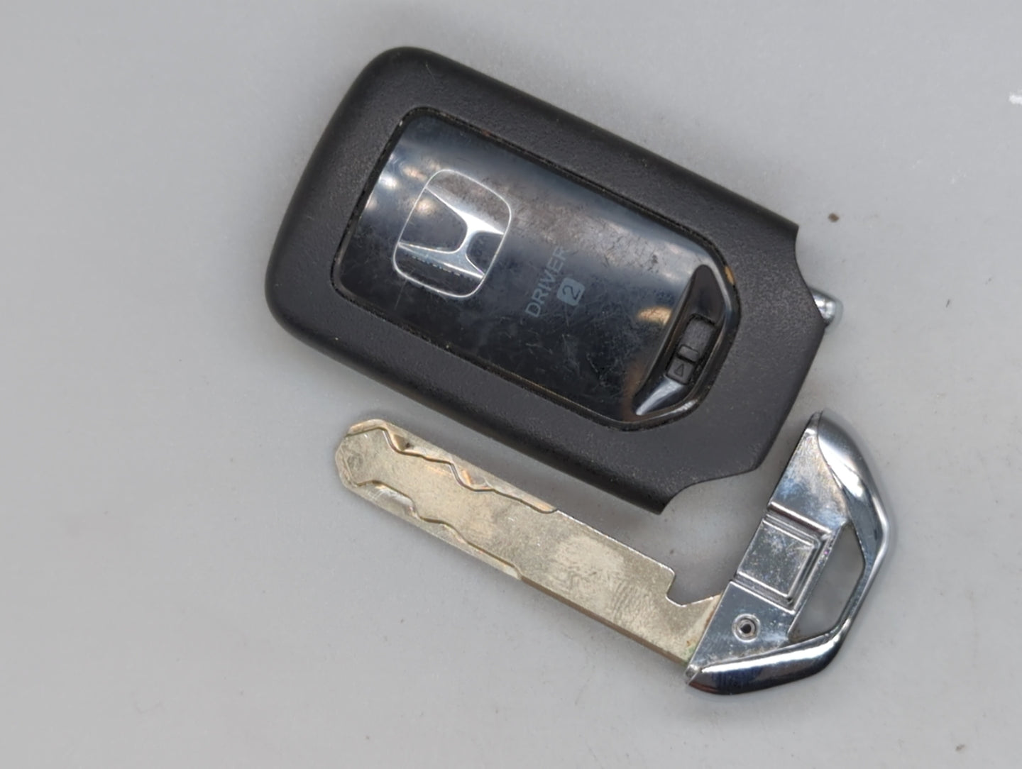 Honda Cr-V Keyless Entry Remote Fob KR5V2X driver2 72147-TLA-A91 5 buttons - Oemusedautoparts1.com