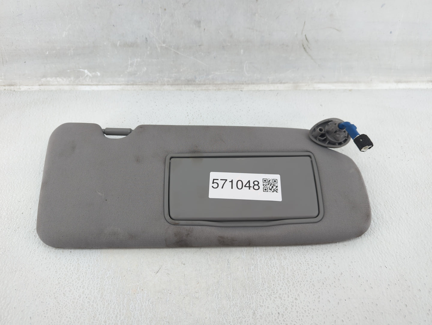 2020-2022 Honda Cr-V Sun Visor Shade Replacement Passenger Right Mirror Fits Fits 2020 2021 2022 OEM Used Auto Parts - Oemus