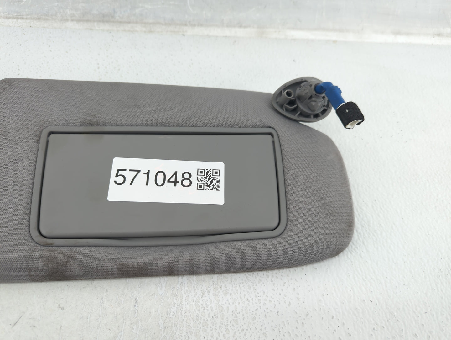 2020-2022 Honda Cr-V Sun Visor Shade Replacement Passenger Right Mirror Fits Fits 2020 2021 2022 OEM Used Auto Parts - Oemus