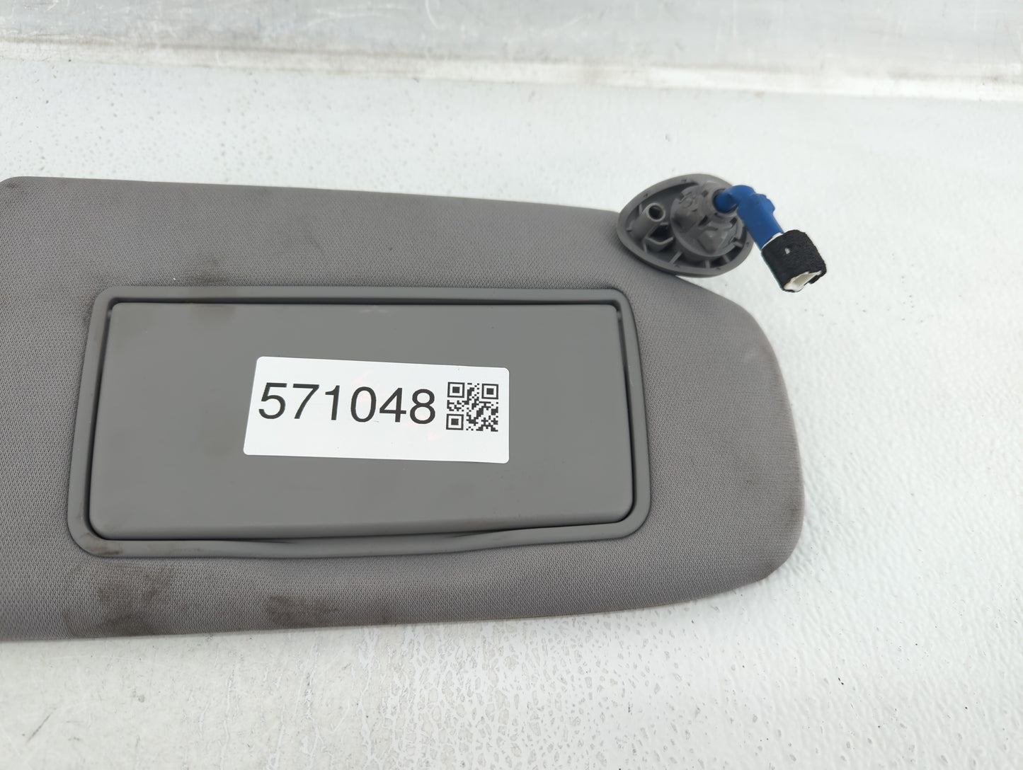 2020-2022 Honda Cr-V Sun Visor Shade Replacement Passenger Right Mirror Fits Fits 2020 2021 2022 OEM Used Auto Parts - Oemus