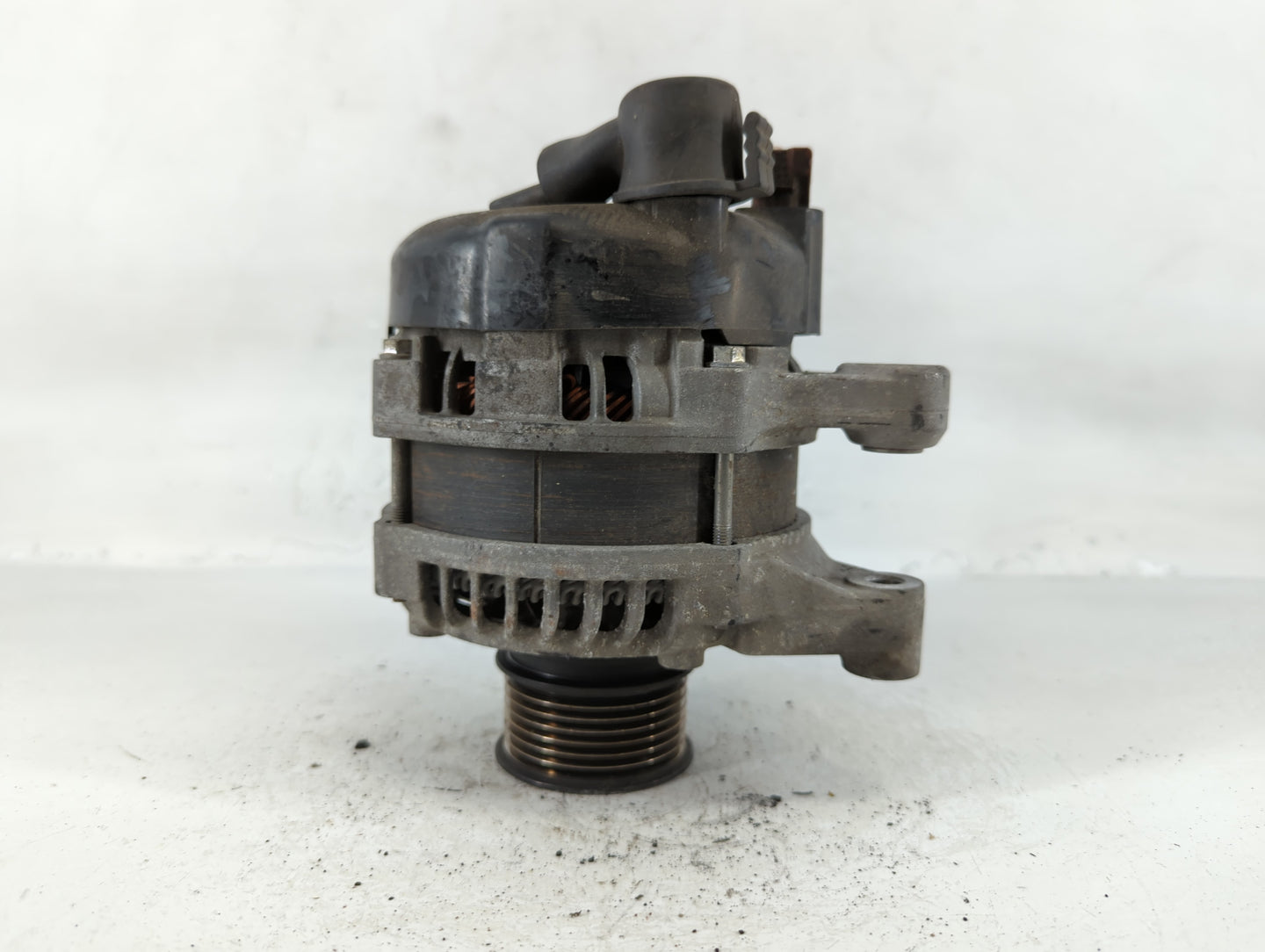 2020-2022 Honda Cr-V Alternator Replacement Generator Charging Assembly Engine OEM P/N:104211-4340 Fits OEM Used Auto Parts 