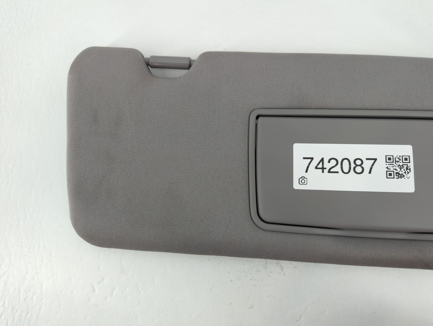 2020-2022 Honda Cr-V Sun Visor Shade Replacement Passenger Right Mirror Fits Fits 2020 2021 2022 OEM Used Auto Parts - Oemus