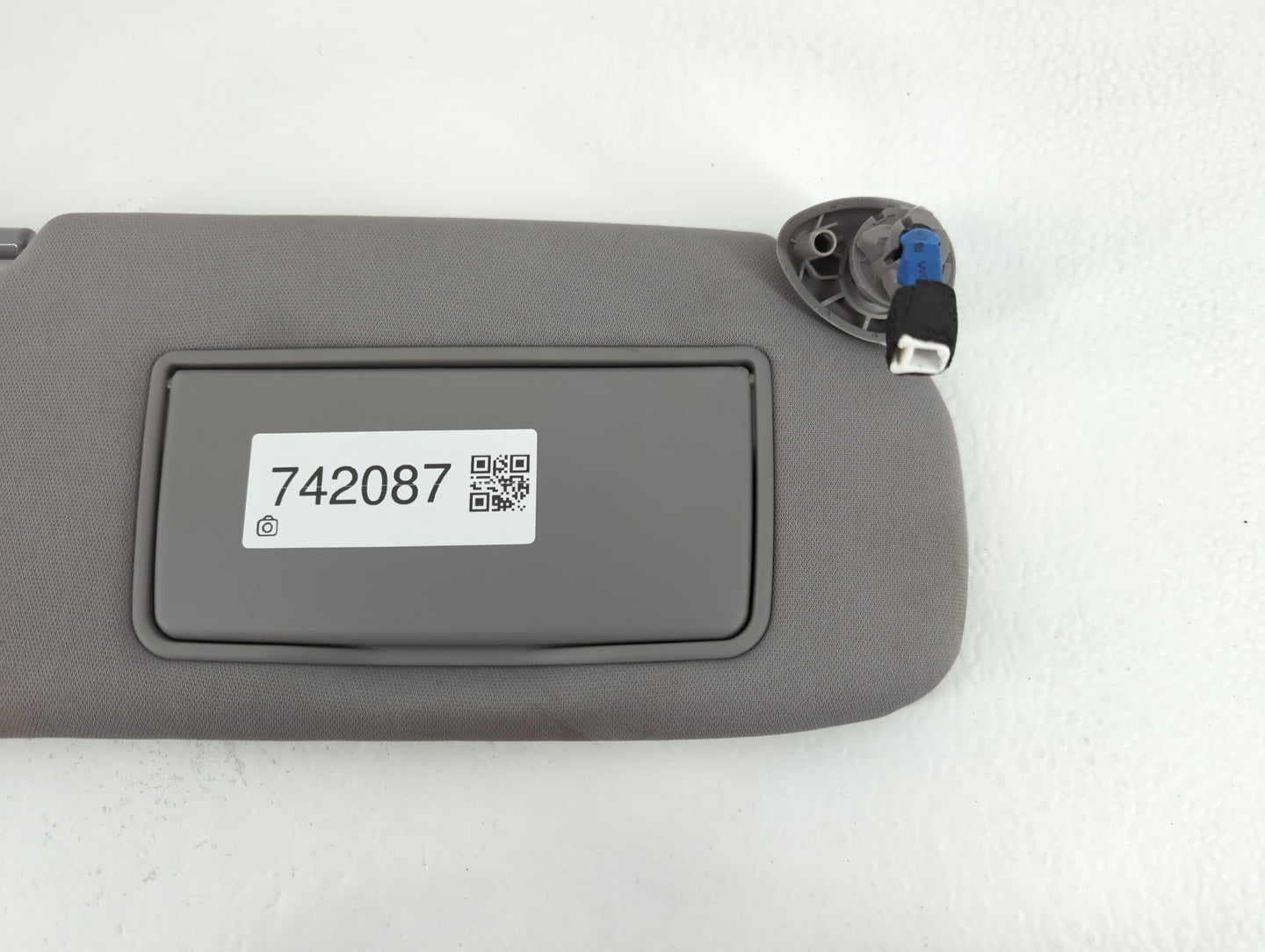 2020-2022 Honda Cr-V Sun Visor Shade Replacement Passenger Right Mirror Fits Fits 2020 2021 2022 OEM Used Auto Parts - Oemus