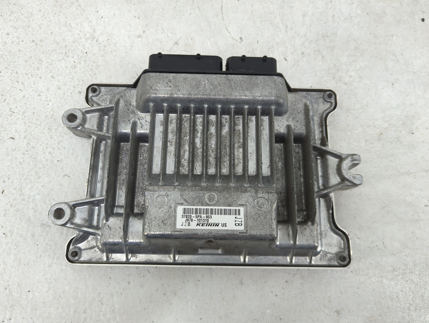 2020 Honda Crv PCM Engine Control Computer ECU ECM PCU OEM P/N:37820-5PA-953 Fits OEM Used Auto Parts - Oemusedautoparts1.co
