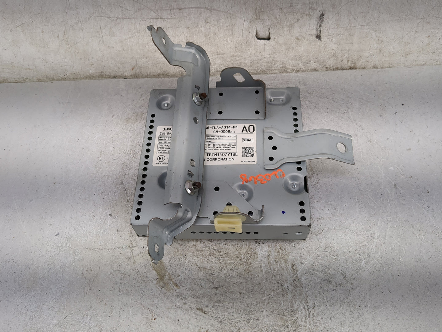 Honda Crv Radio Speaker Amplifier 39186-tla-a014-m1|gm-0068|tbtm140771wl - Oemusedautoparts1.com