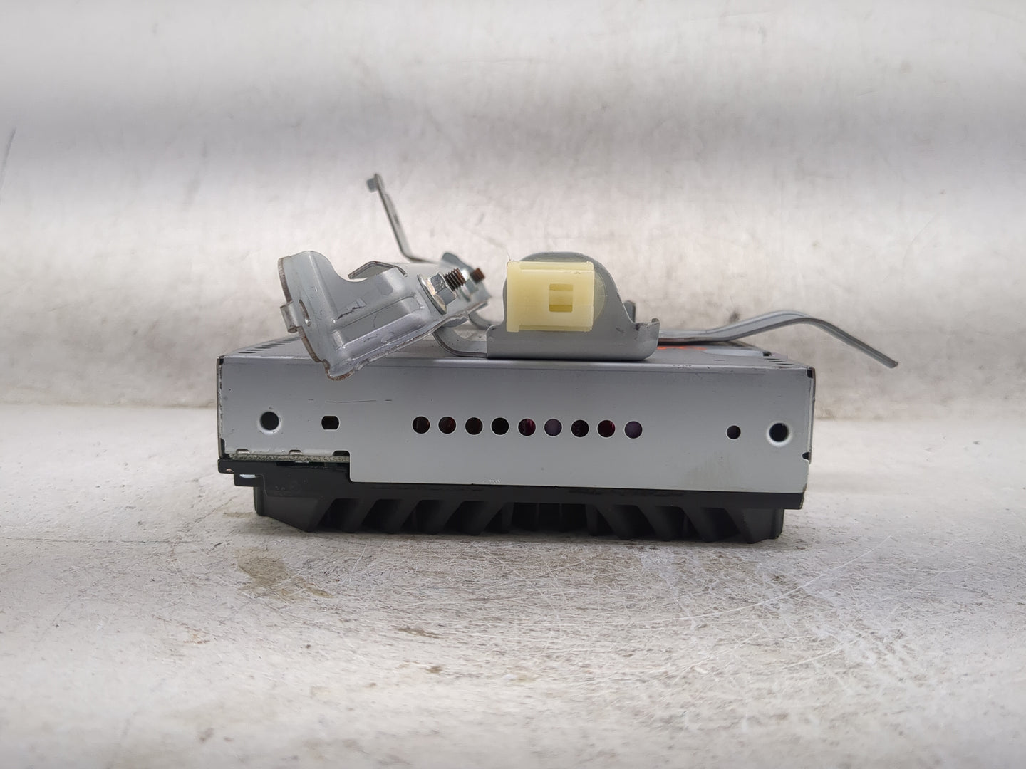 Honda Crv Radio Speaker Amplifier 39186-tla-a014-m1|gm-0068|tbtm140771wl - Oemusedautoparts1.com