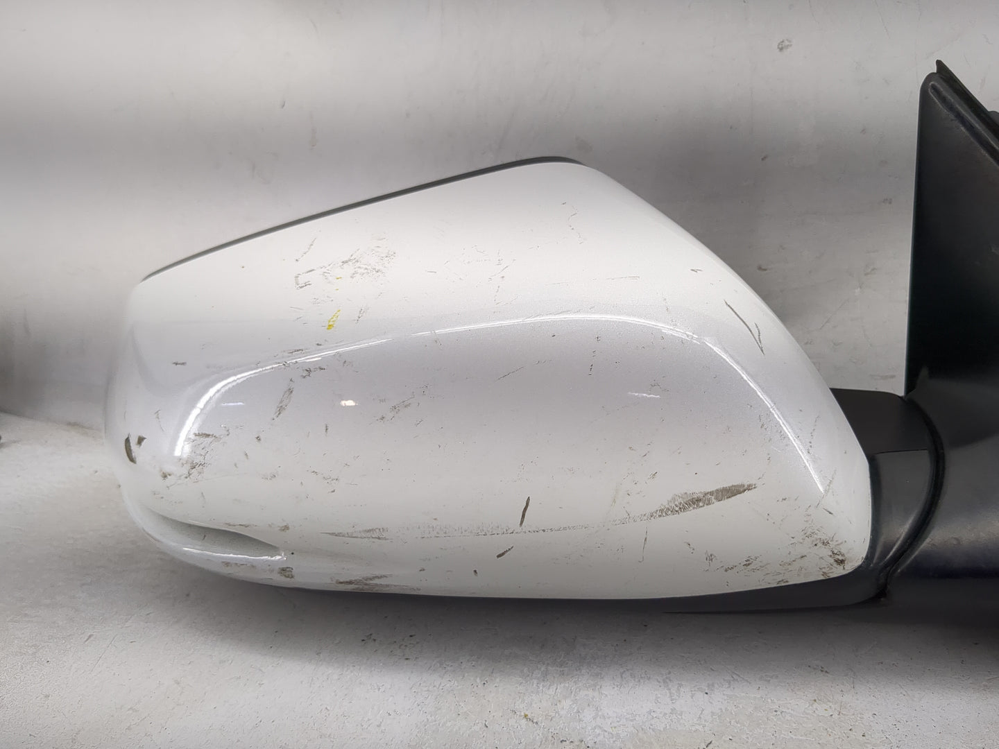 2020 Honda Crv Passenger Side View Mirror - Right Door Mirror OEM Used - Oemusedautoparts1.com