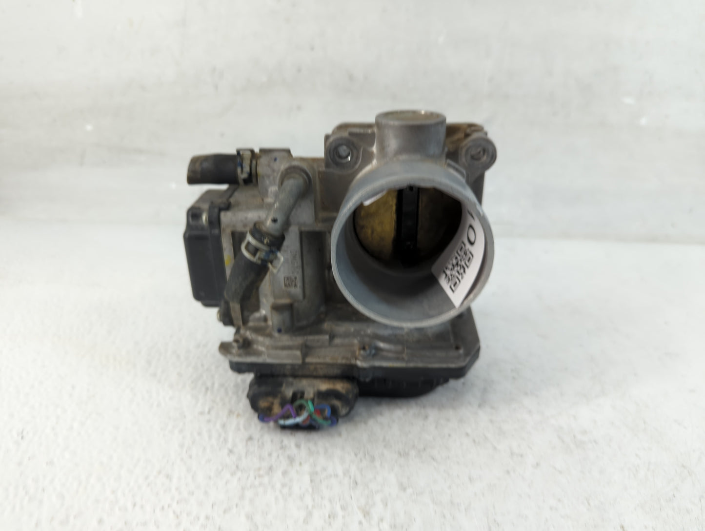 2015-2020 Honda Fit Throttle Body P/N:M100317 Fits Fits 2015 2016 2017 2018 2019 2020 OEM Used Auto Parts - Oemusedautoparts
