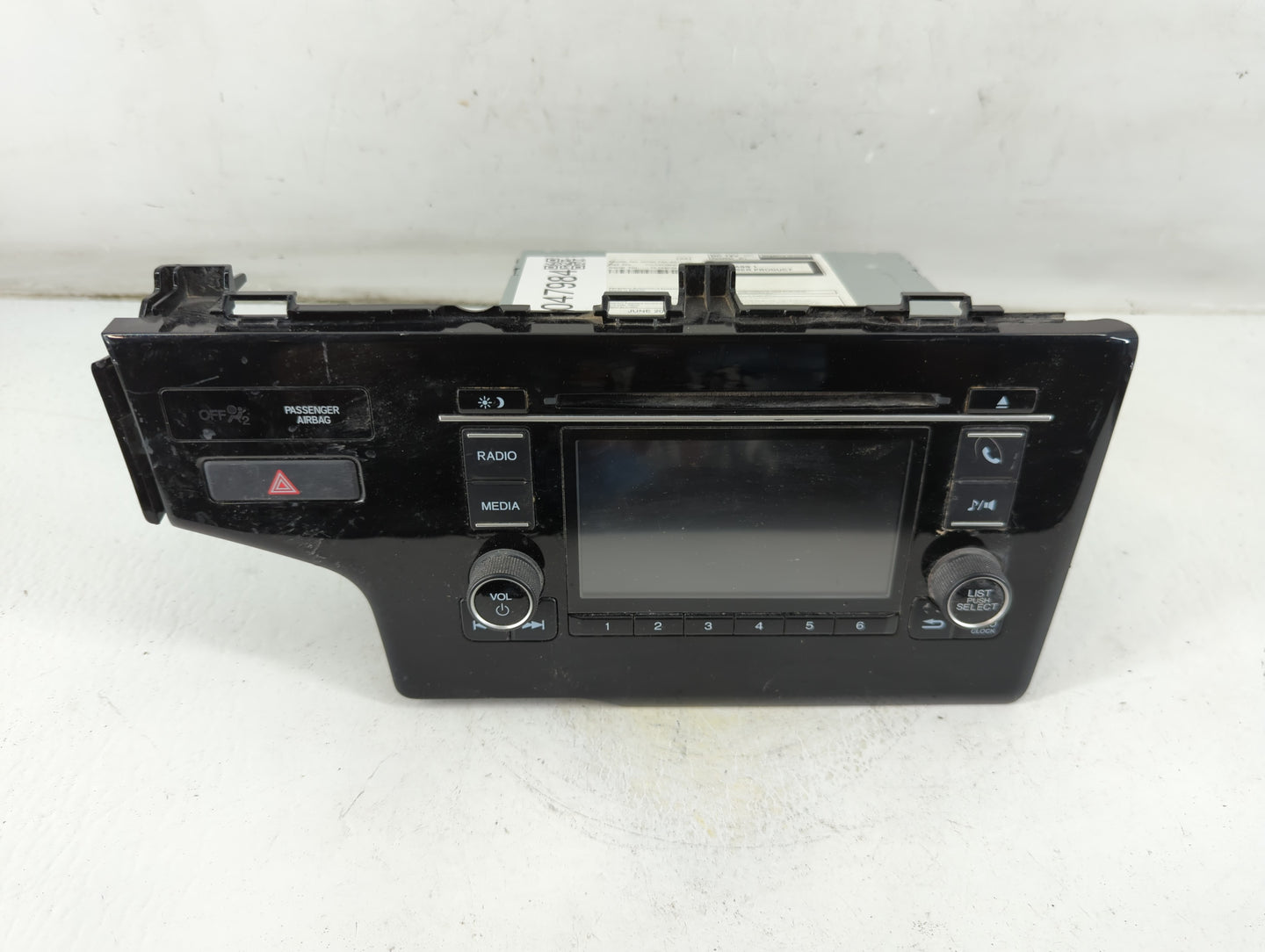 2020 Honda Fit Radio AM FM Cd Player Receiver Replacement P/N:39100-T5A-A011-M1 Fits OEM Used Auto Parts - Oemusedautoparts1