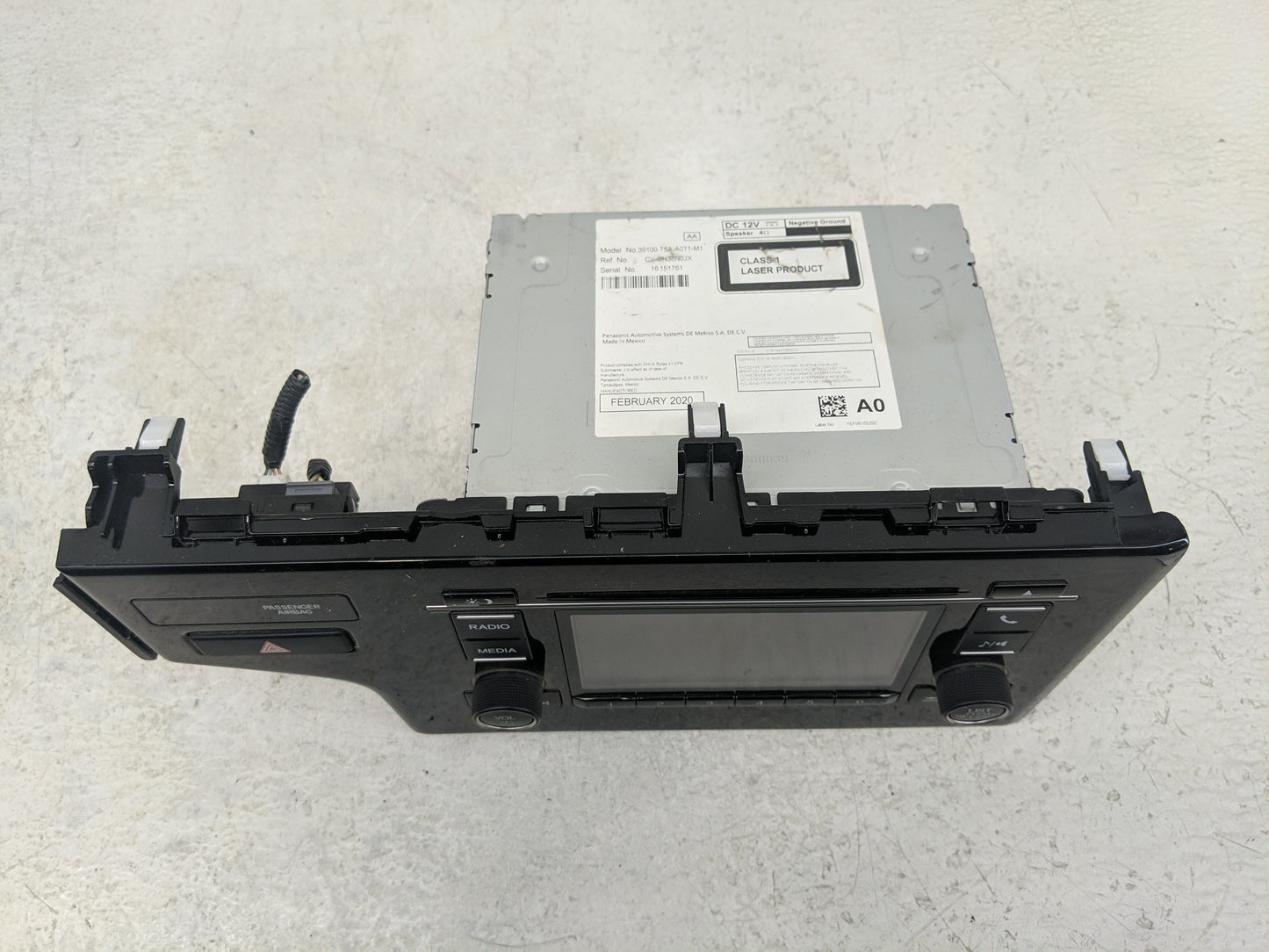 2020 Honda Fit Radio AM FM Cd Player Receiver Replacement P/N:39100-T5A-A011-M1 Fits OEM Used Auto Parts - Oemusedautoparts1