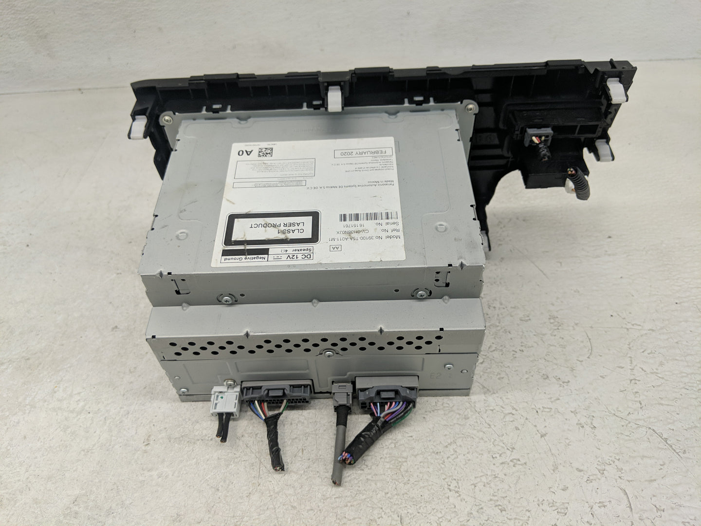 2020 Honda Fit Radio AM FM Cd Player Receiver Replacement P/N:39100-T5A-A011-M1 Fits OEM Used Auto Parts - Oemusedautoparts1