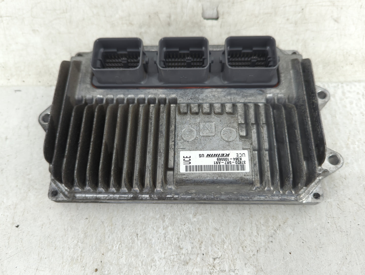 2020 Honda Fit PCM Engine Control Computer ECU ECM PCU OEM P/N:37820-5R7-AN1 Fits OEM Used Auto Parts - Oemusedautoparts1.co