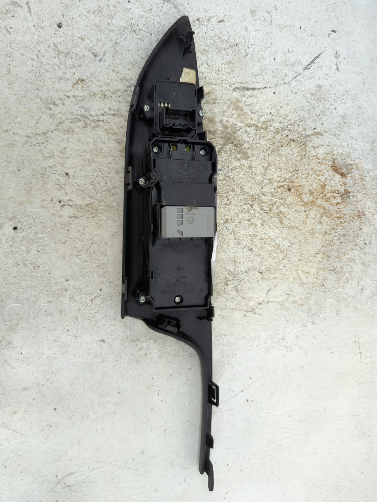 2020 Honda Fit Master Power Window Switch Replacement Driver Side Left Fits OEM Used Auto Parts - Oemusedautoparts1.com