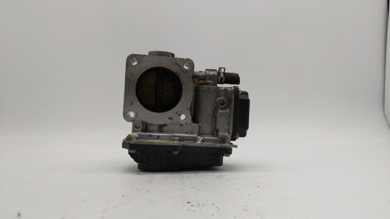 2015-2017 Honda Fit Throttle Body P/N:GMG1C GMG1A Fits Fits 2015 2016 2017 OEM Used Auto Parts - Oemusedautoparts1.com