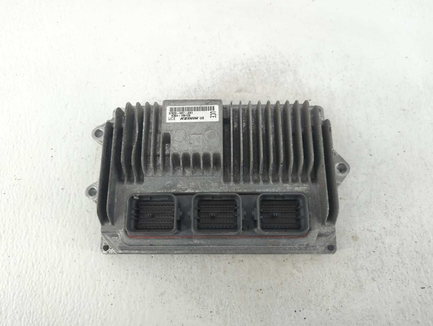 2020 Honda Fit PCM Engine Control Computer ECU ECM PCU OEM P/N:K364-106129 37820-5R7-AN1 Fits OEM Used Auto Parts - Oemuseda