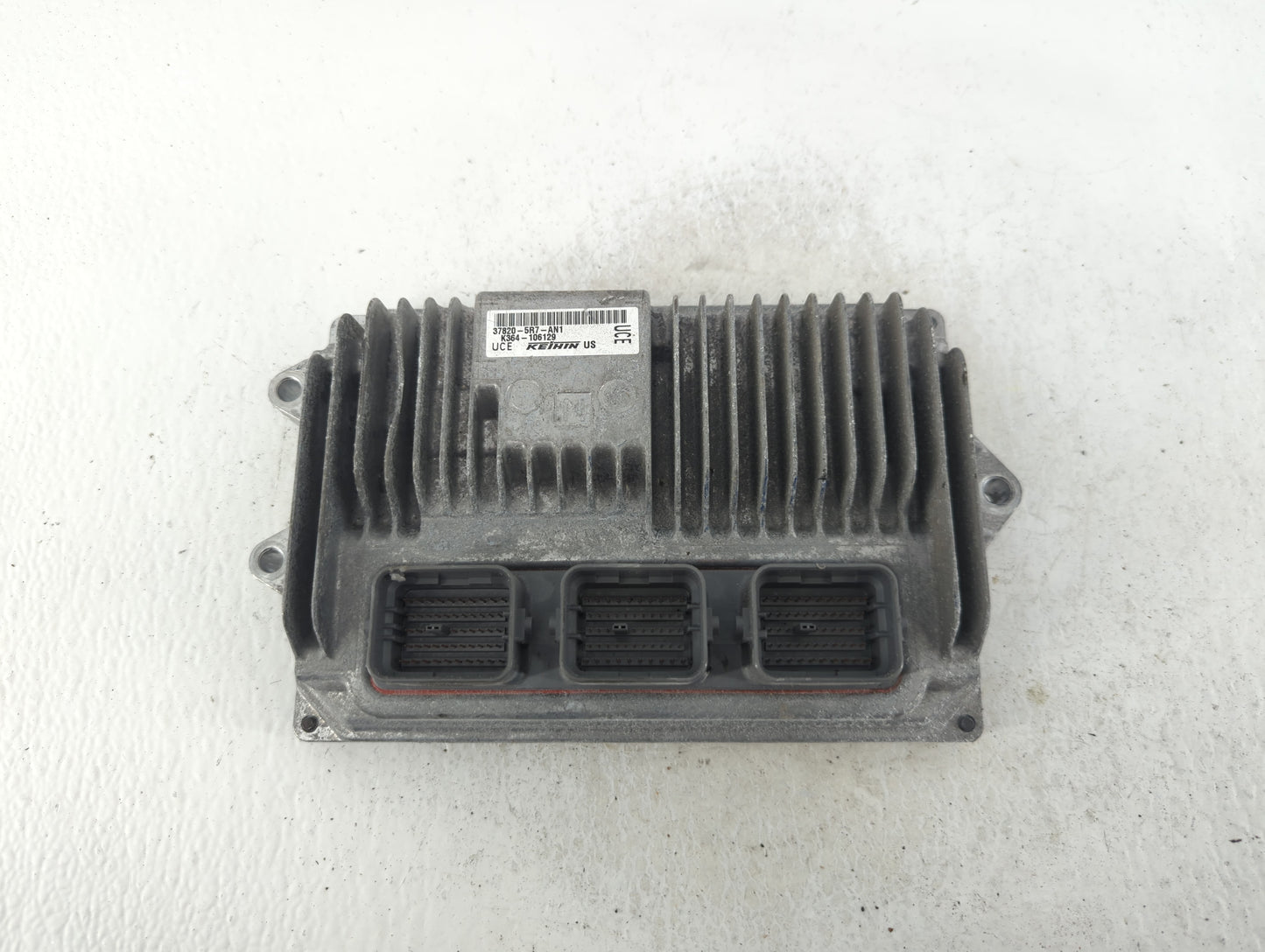 2020 Honda Fit PCM Engine Control Computer ECU ECM PCU OEM P/N:K364-106129 37820-5R7-AN1 Fits OEM Used Auto Parts - Oemuseda