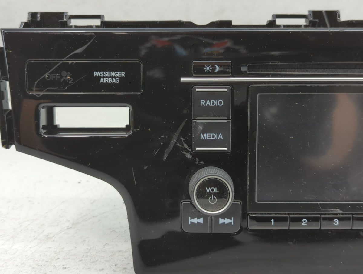 2020-2020 Honda Fit Am Fm Cd Player Radio Receiver 713108 - Oemusedautoparts1.com