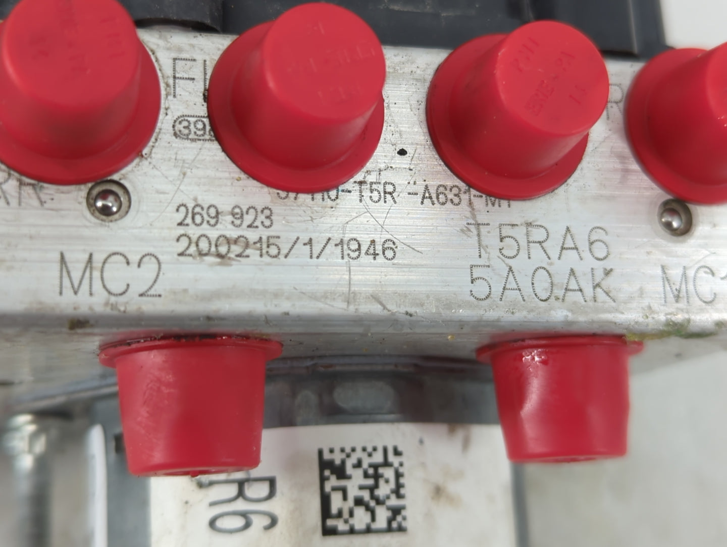 2017-2020 Honda Fit ABS Pump Control Module Replacement P/N:57110-T5R-A631-M1 Fits Fits 2017 2018 2019 2020 OEM Used Auto Pa