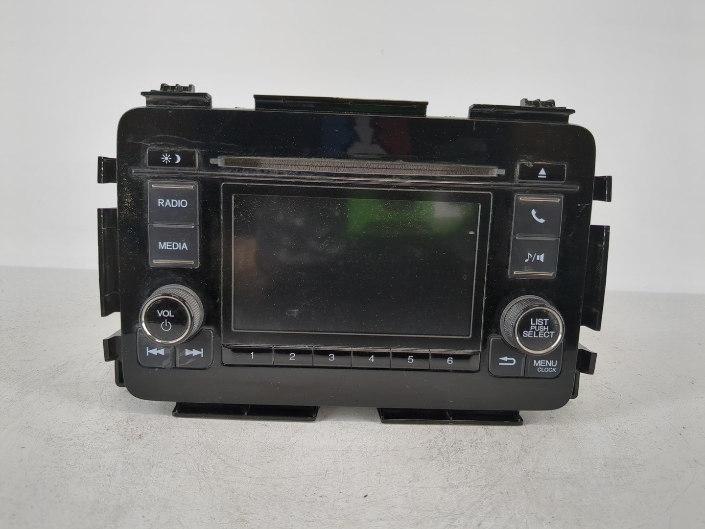 2019-2022 Honda Hr-V Radio AM FM Cd Player Receiver Replacement P/N:39100-T7W-A911-M1 Fits Fits 2019 2020 2021 2022 OEM Used